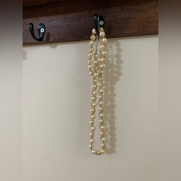 Faux pearl and beaded necklace + bracelet set - Picture 4 of 9